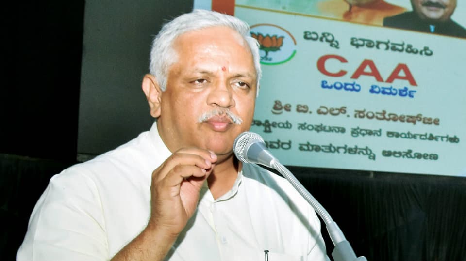 B.L. Santhosh holds parleys in Goa
