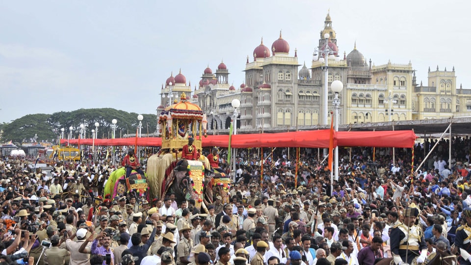 In Pictures: Dasara festivities conclude with spectacular procession