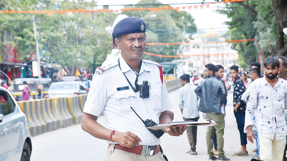 On-duty Cops must wear Body Cameras: DG&IGP