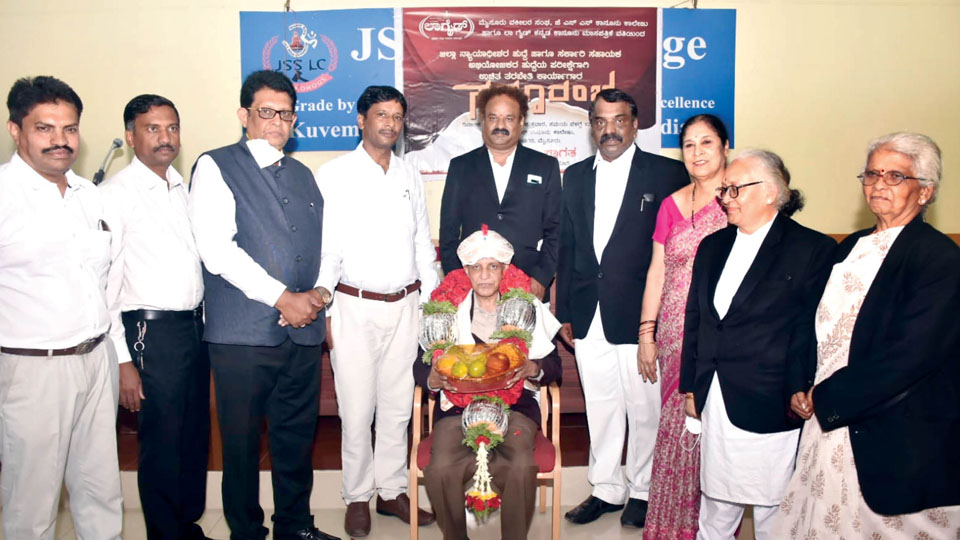 Somashekar from Judicial Academy delivers lecture, feted