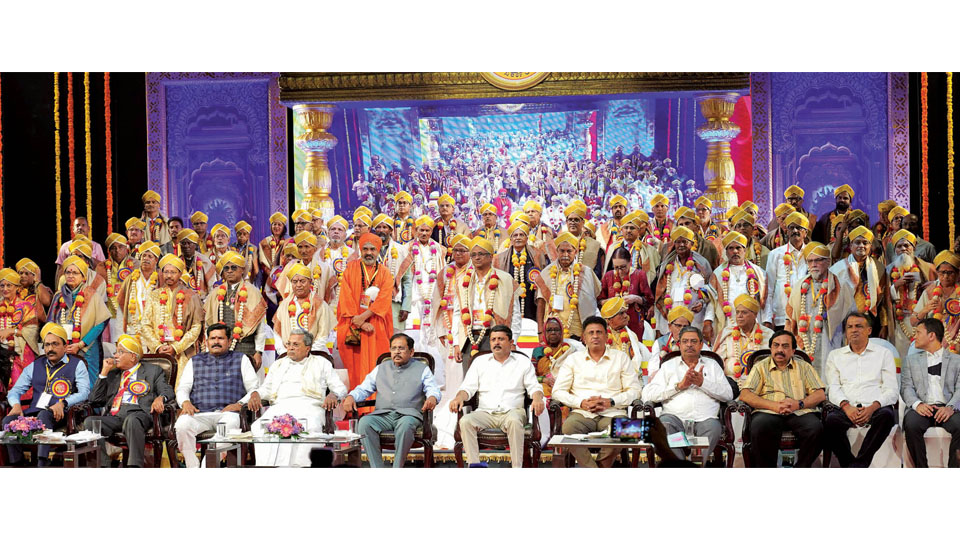 Kannada Rajyotsava Award conferred on 68 achievers