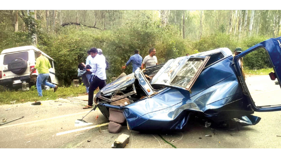 Madikeri-Kushalnagar Highway accident: Ex-Serviceman, daughter killed in  SUV-van collision